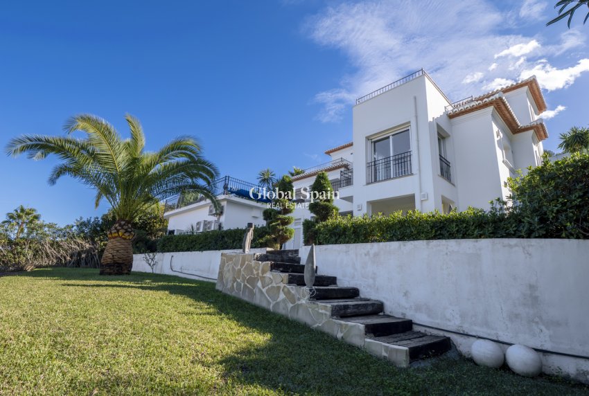 Wederverkoop - VILLA -
JÁVEA - Costa Blanca