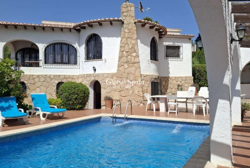 Wederverkoop - VILLA -
JÁVEA - Costa Blanca