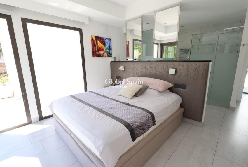 Wederverkoop - Villa -
JÁVEA - Monte Olimpo