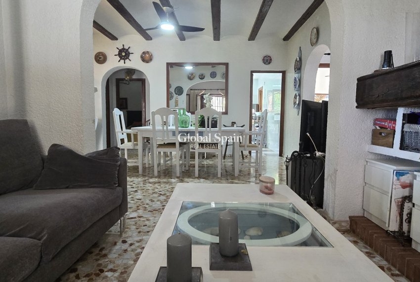 Wederverkoop - VILLA -
JÁVEA