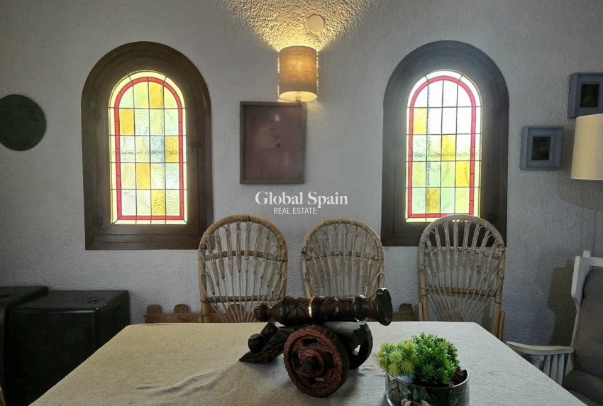 Wederverkoop - VILLA -
JÁVEA