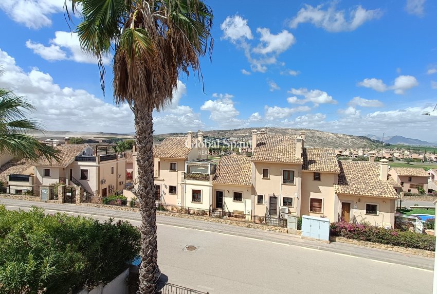 Wederverkoop - Villa -
La Finca Golf and Spa Resort - Algorfa