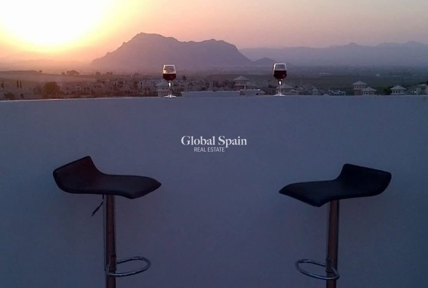 Wederverkoop - Villa -
La Finca Golf and Spa Resort - Algorfa