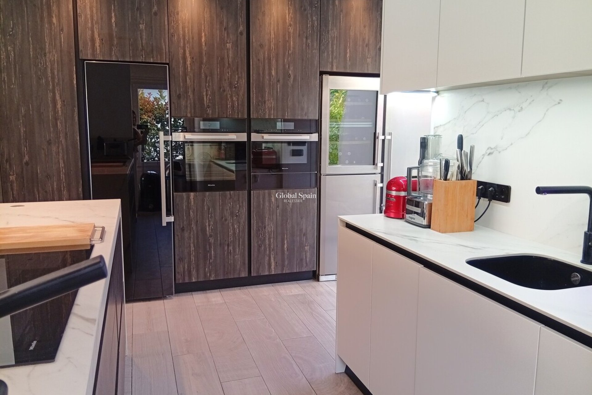 Wederverkoop - VILLA -
LA FINCA GOLF - Inland