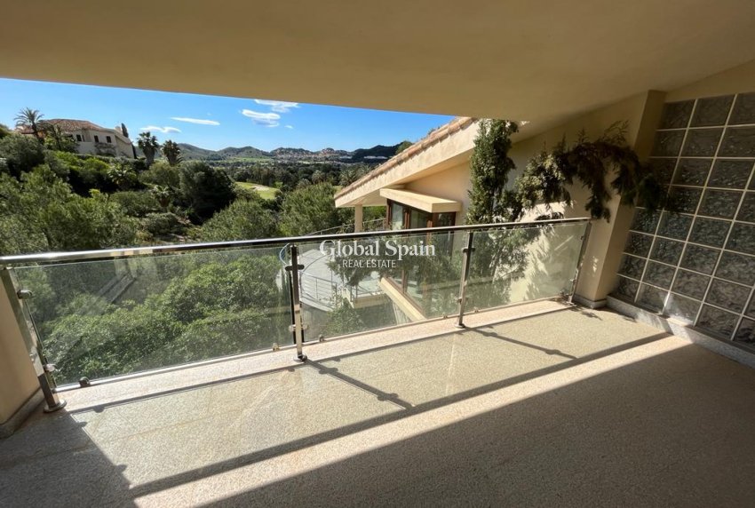 Wederverkoop - VILLA -
LA MANGA DEL MAR MENOR - Costa Calida