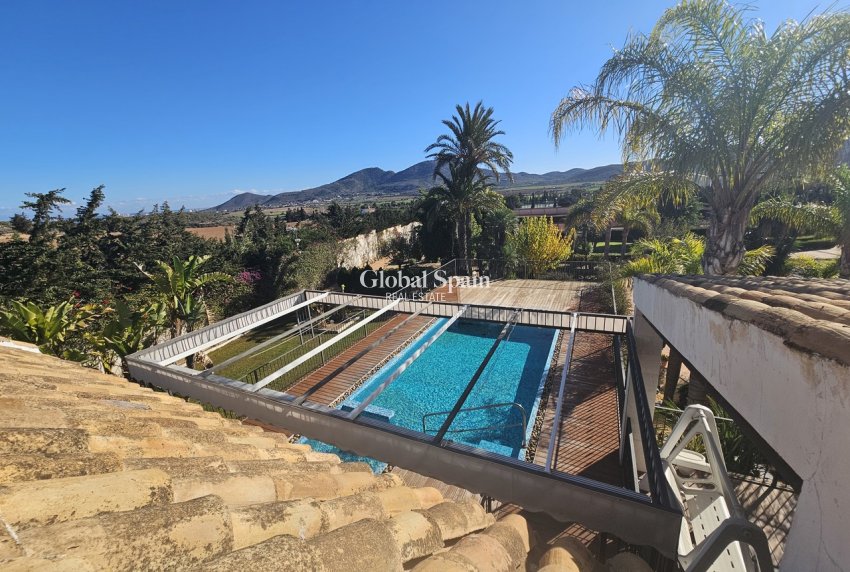 Wederverkoop - VILLA -
LA MANGA DEL MAR MENOR - Costa Calida