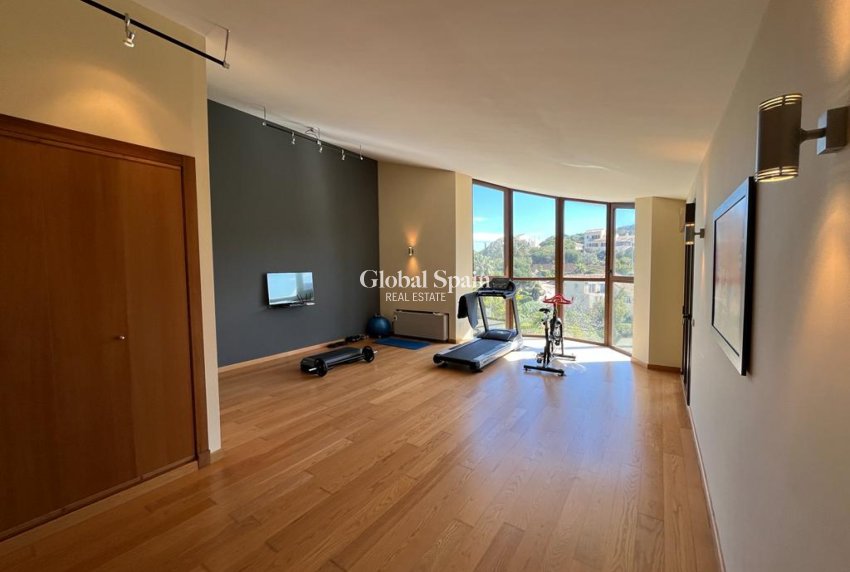 Wederverkoop - VILLA -
LA MANGA DEL MAR MENOR - Costa Calida