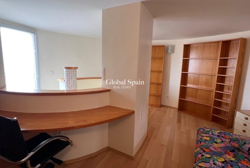 Wederverkoop - VILLA -
LA MANGA DEL MAR MENOR - Km 17