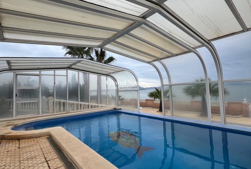 Wederverkoop - VILLA -
LA MANGA DEL MAR MENOR - Km 17