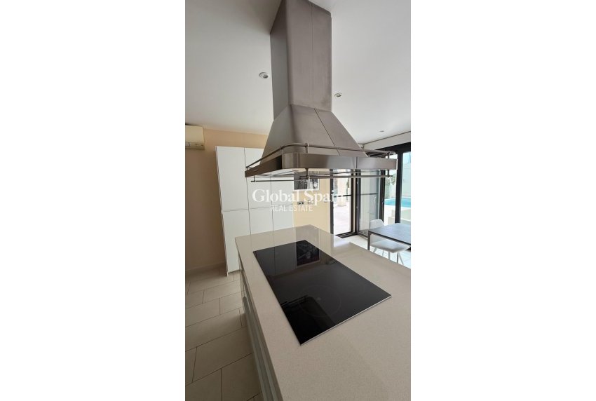 Wederverkoop - Villa -
LA MANGA DEL MAR MENOR - La Manga Club-Atamaría