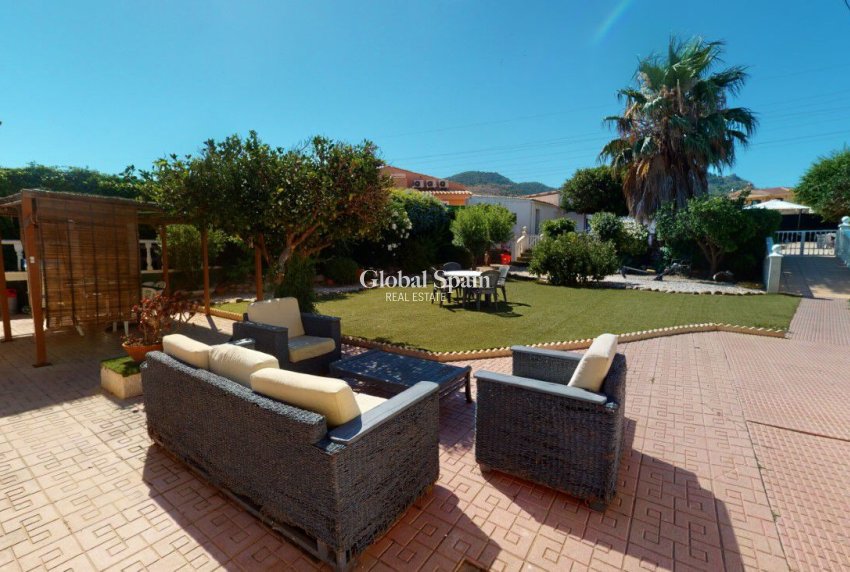 Wederverkoop - VILLA -
LA MANGA DEL MAR MENOR - La Manga