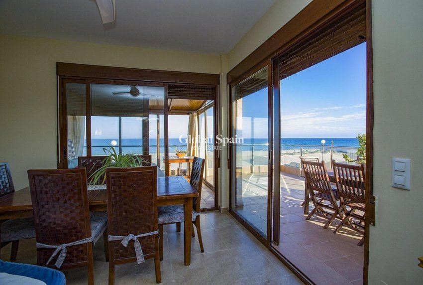 Wederverkoop - VILLA -
LA MANGA DEL MAR MENOR - Playa De Las Gaviotas-el Pedrucho