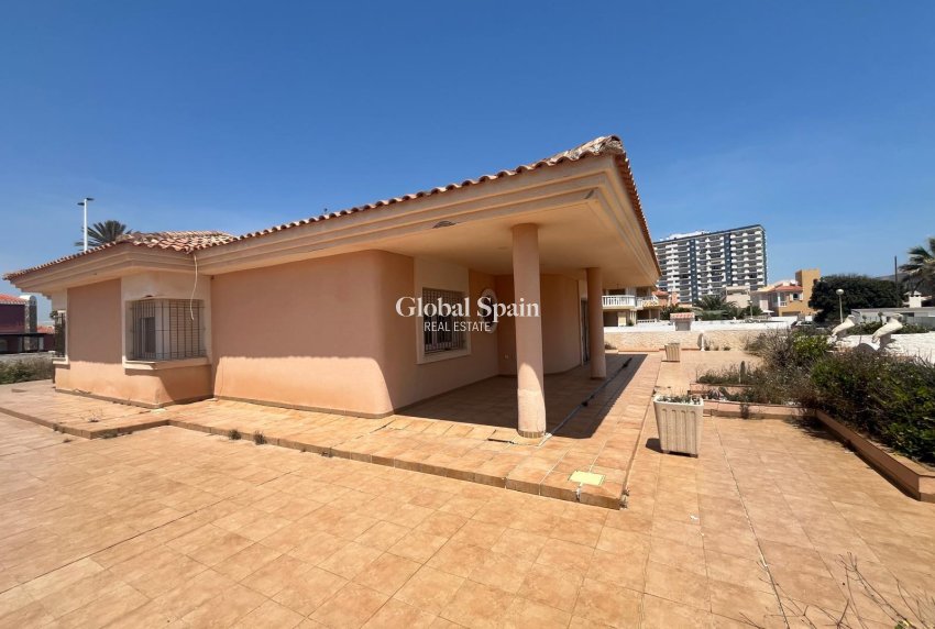 Wederverkoop - VILLA -
LA MANGA DEL MAR MENOR - Playa Del Galán