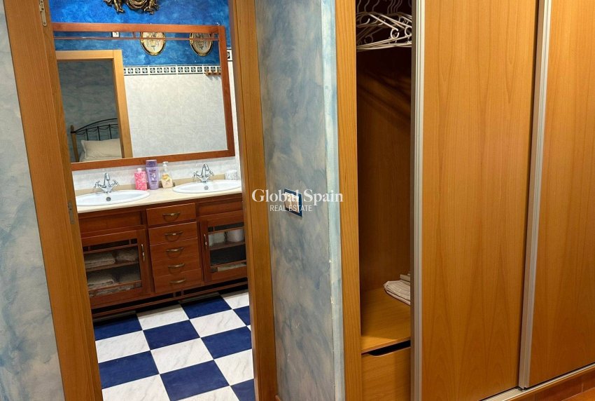 Wederverkoop - VILLA -
LA MANGA DEL MAR MENOR - Playa Principe