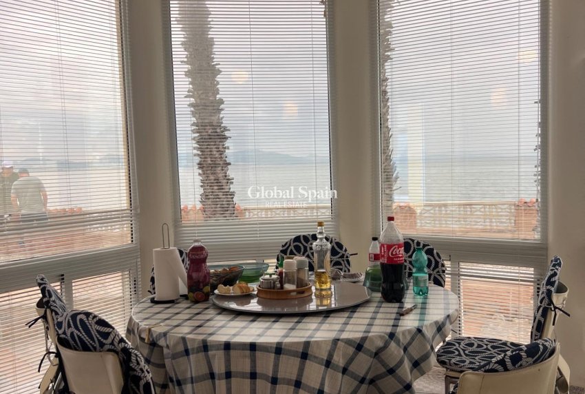 Wederverkoop - VILLA -
LA MANGA DEL MAR MENOR - Veneziola