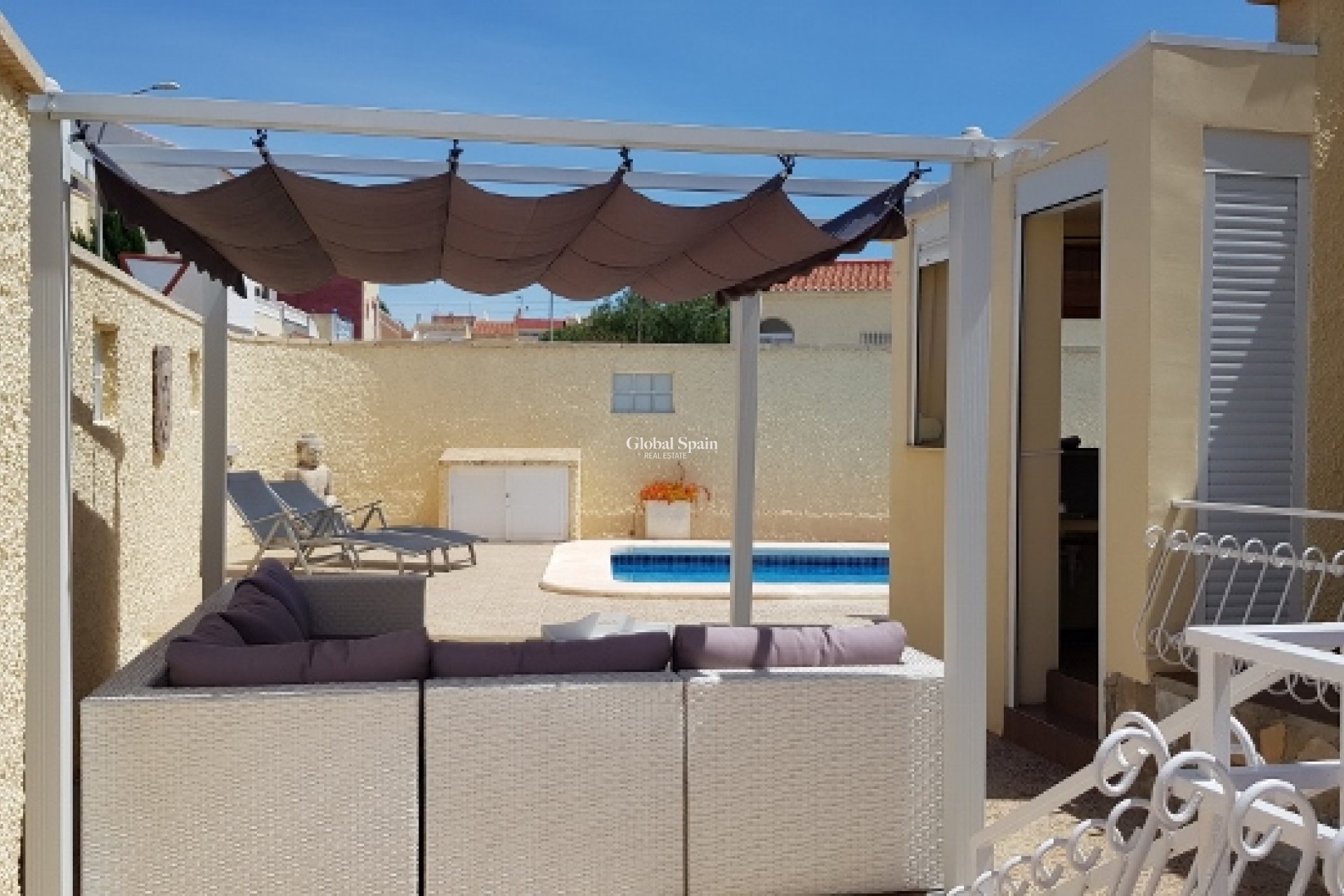 Wederverkoop - Villa -
LA MARINA