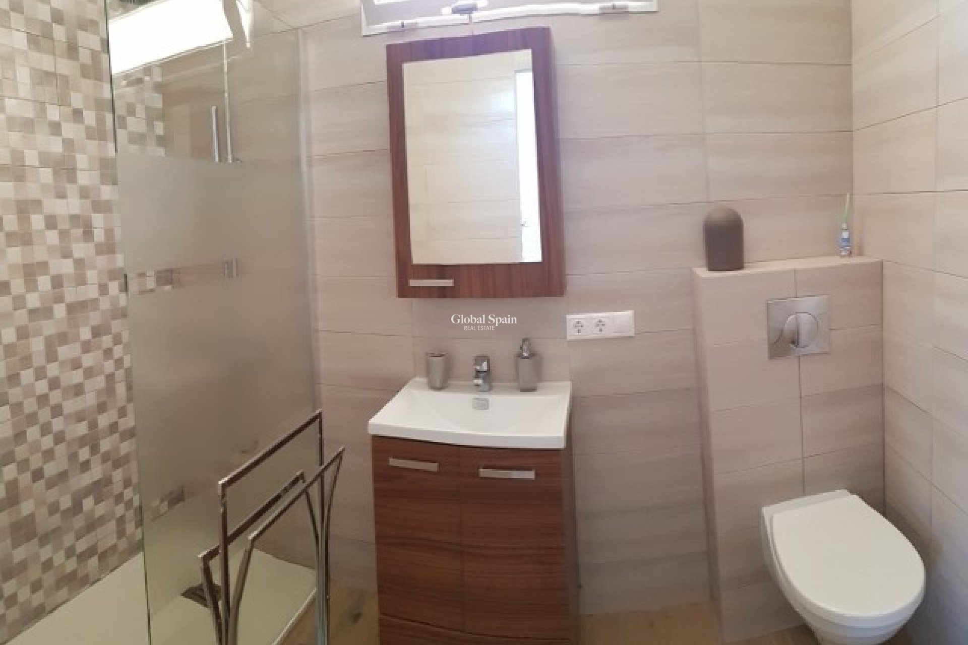 Wederverkoop - Villa -
LA MARINA