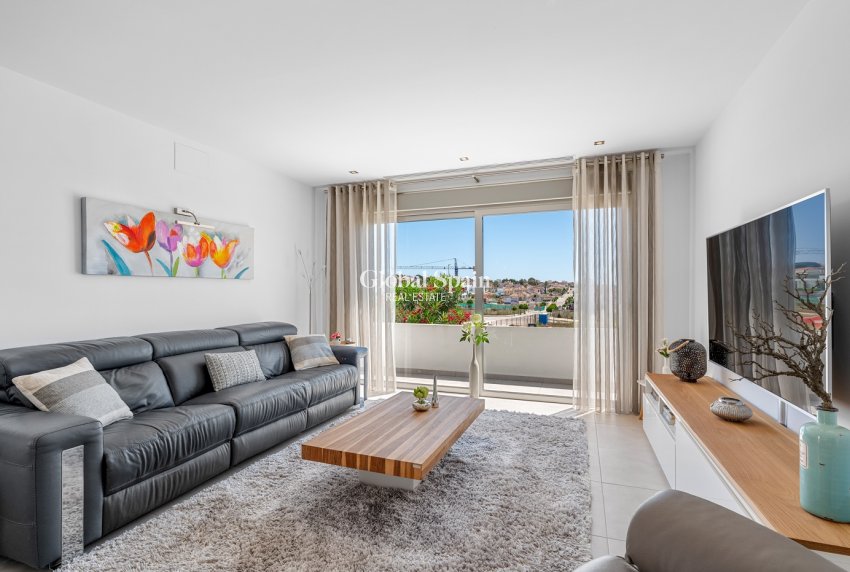 Wederverkoop - VILLA -
LA MARINA