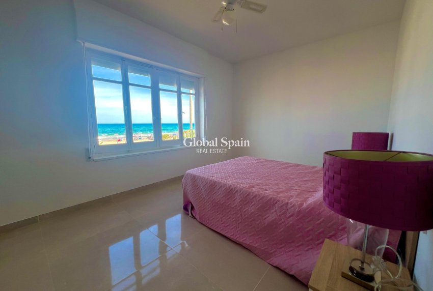 Wederverkoop - VILLA -
LA MATA - Costa Blanca