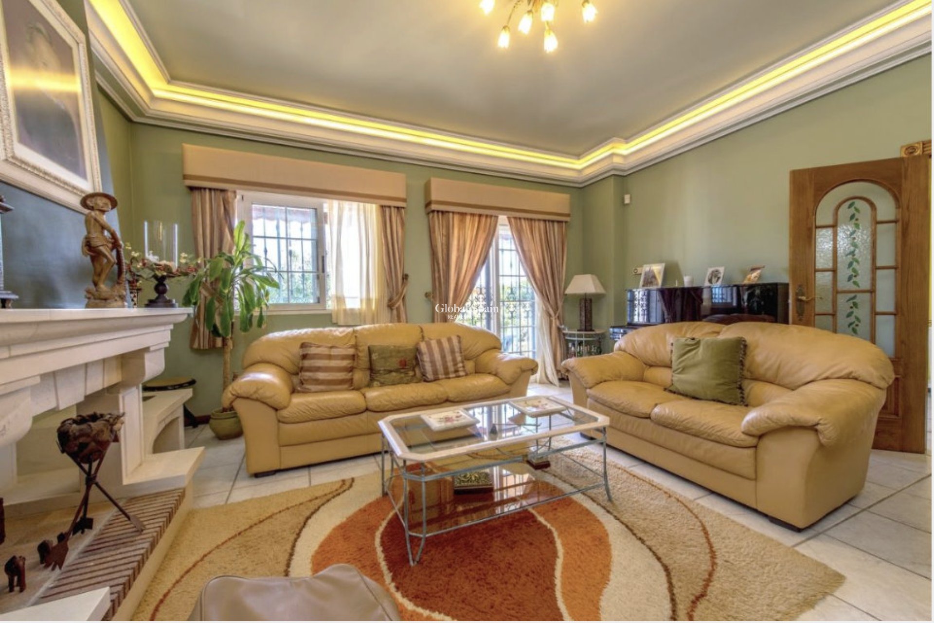 Wederverkoop - VILLA -
LA MATA - Costa Blanca