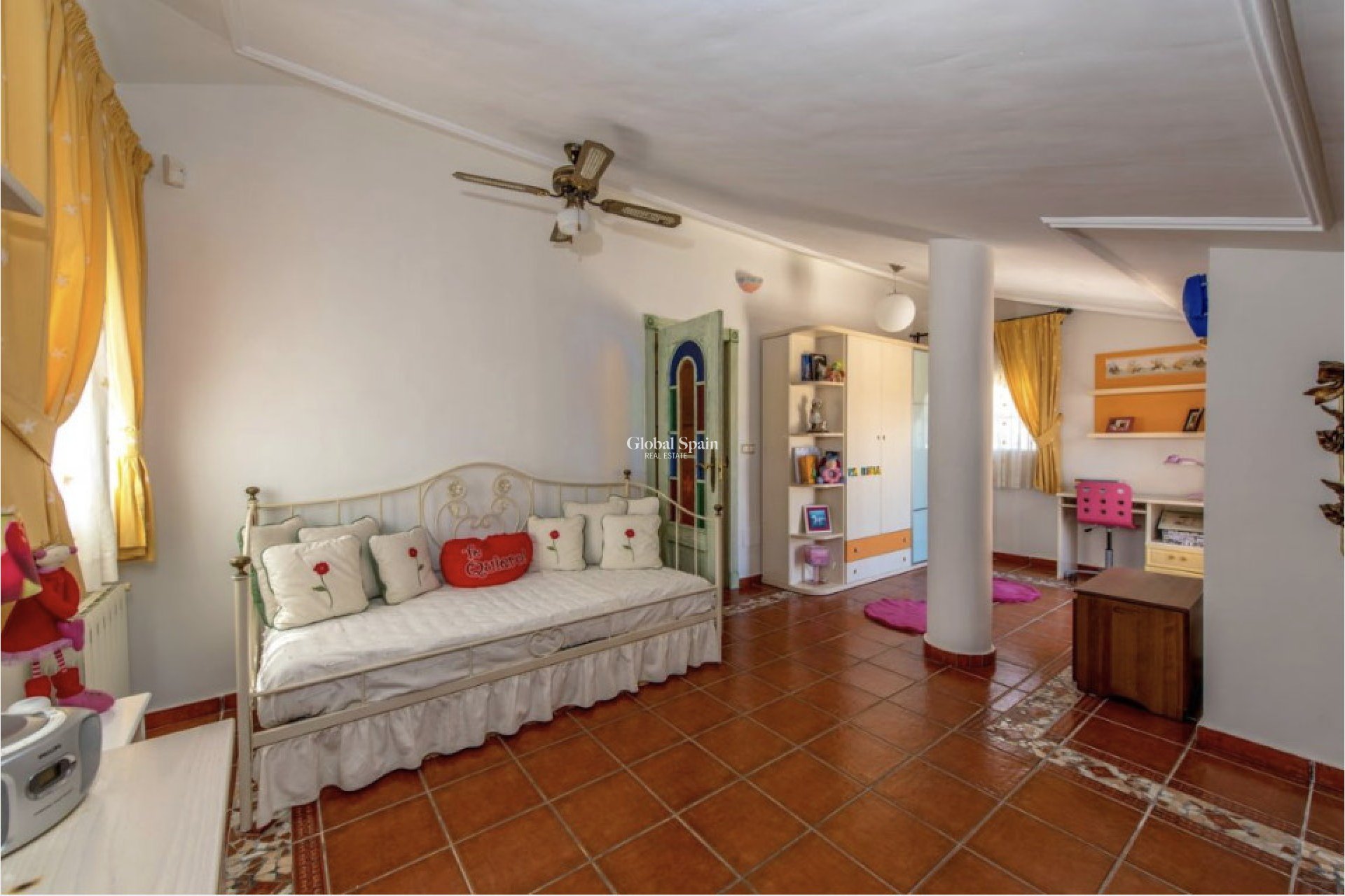 Wederverkoop - VILLA -
LA MATA - Costa Blanca
