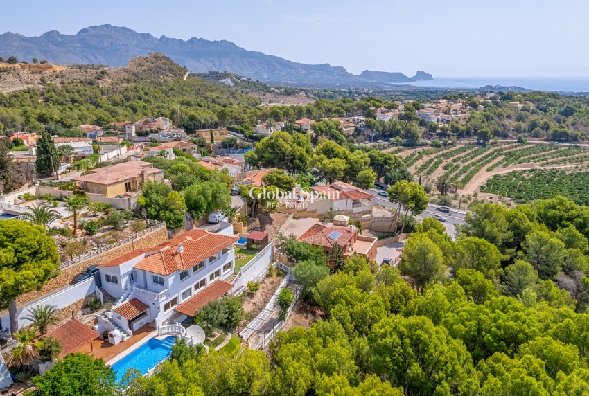 Wederverkoop - Villa -
La Nucía - La nucia