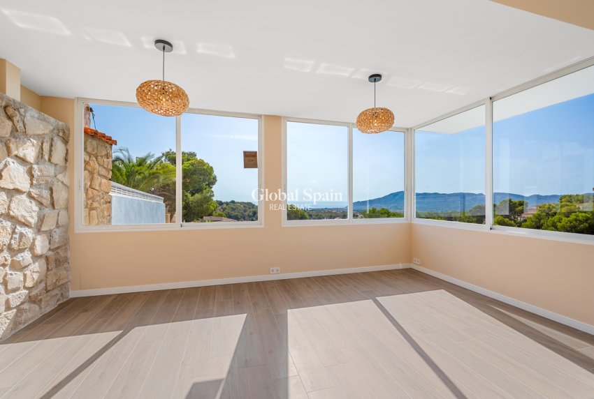 Wederverkoop - Villa -
La Nucía - La nucia