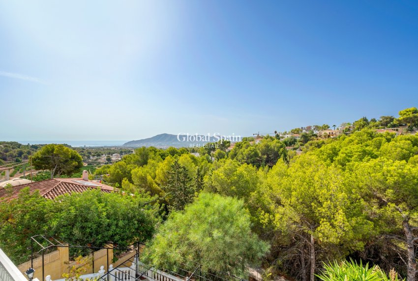 Wederverkoop - Villa -
La Nucía - La nucia