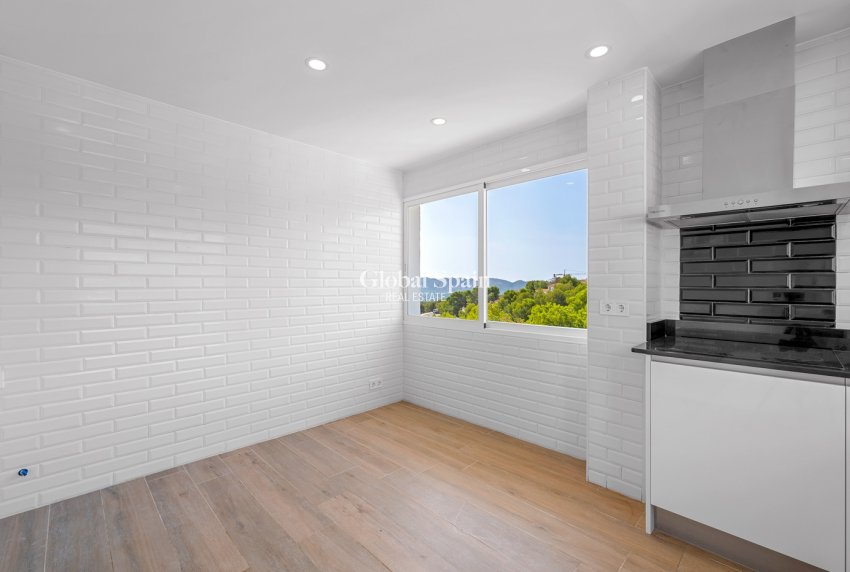 Wederverkoop - Villa -
La Nucía - La nucia