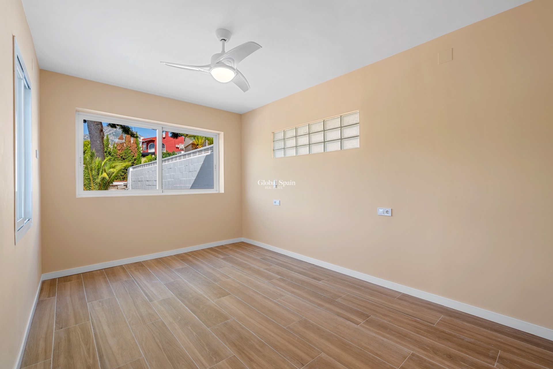 Wederverkoop - Villa -
La Nucía - La nucia