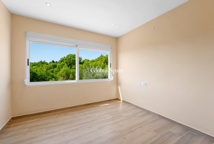 Wederverkoop - Villa -
La Nucía - La nucia