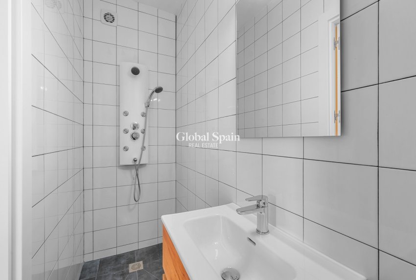 Wederverkoop - Villa -
La Nucía - La nucia