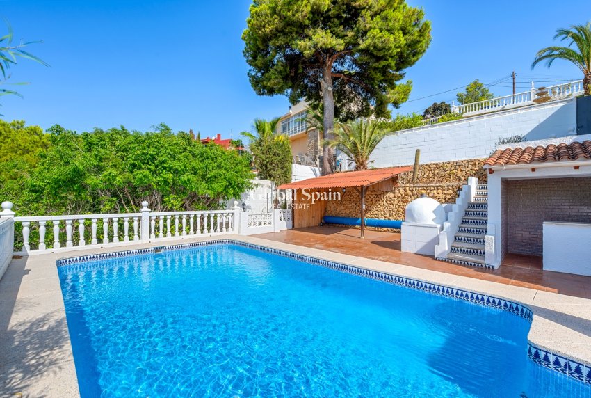 Wederverkoop - Villa -
La Nucía - La nucia