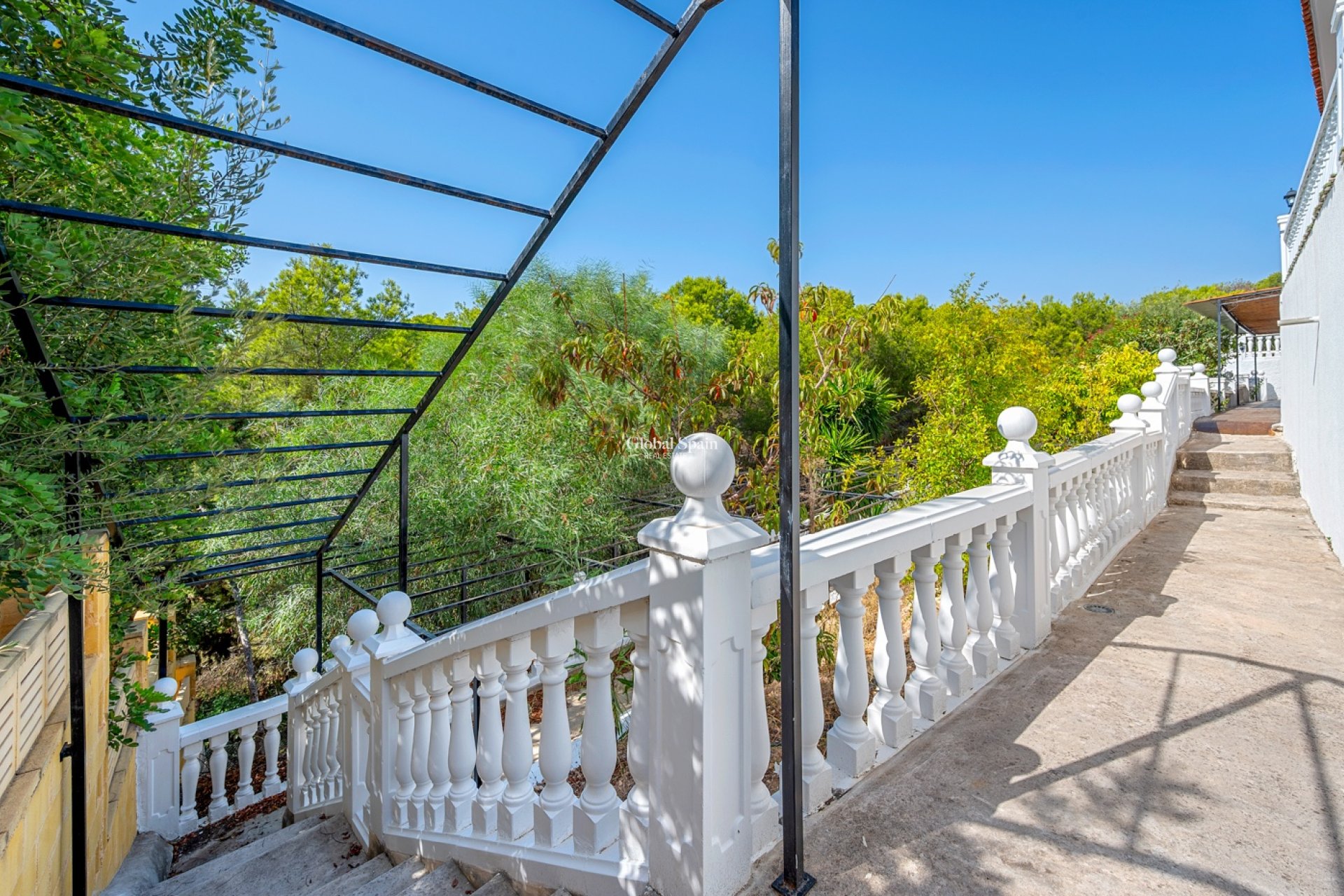 Wederverkoop - Villa -
La Nucía - La nucia