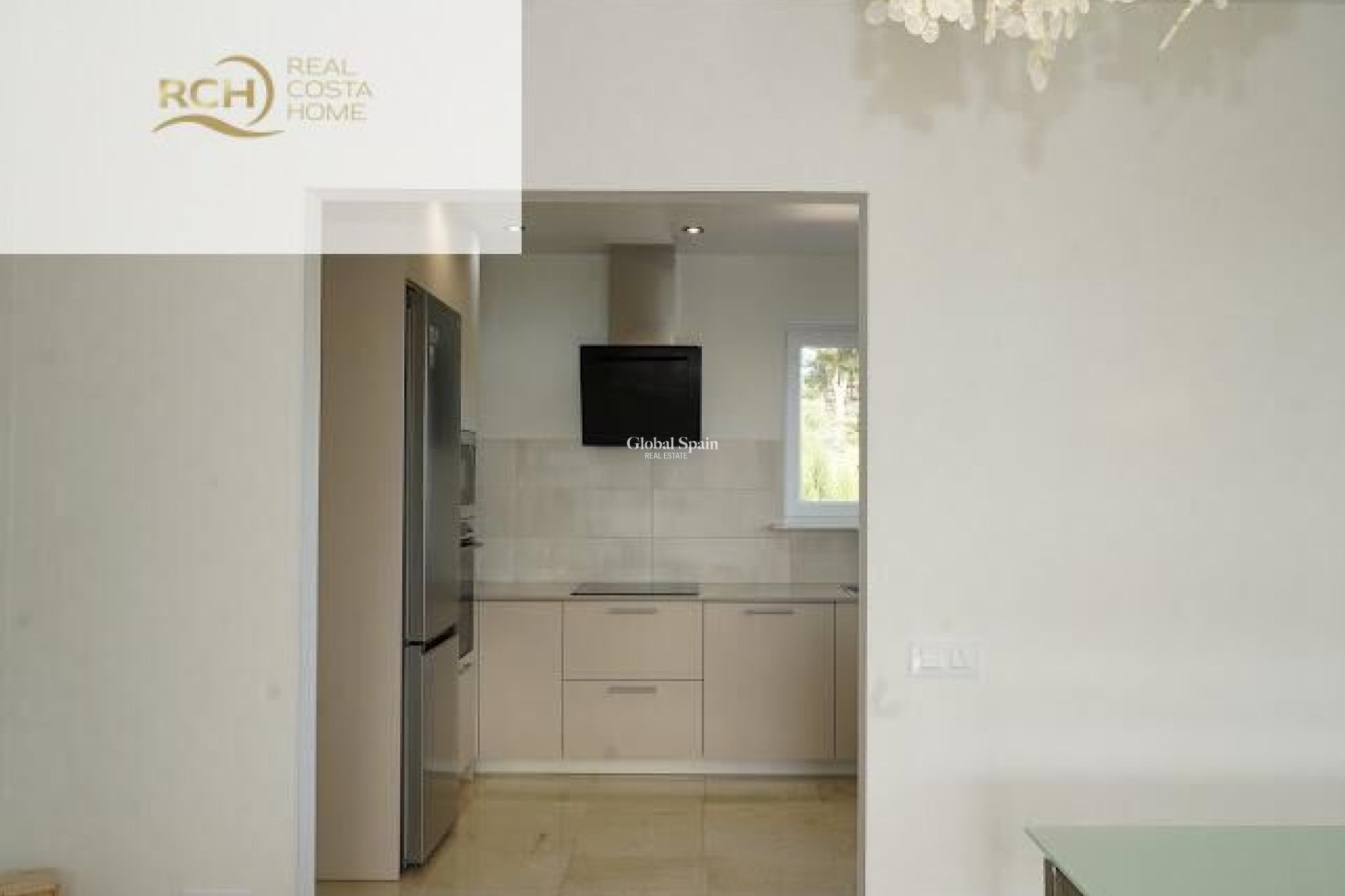 Wederverkoop - VILLA -
LA NUCÍA - Montebello - Nou Espai