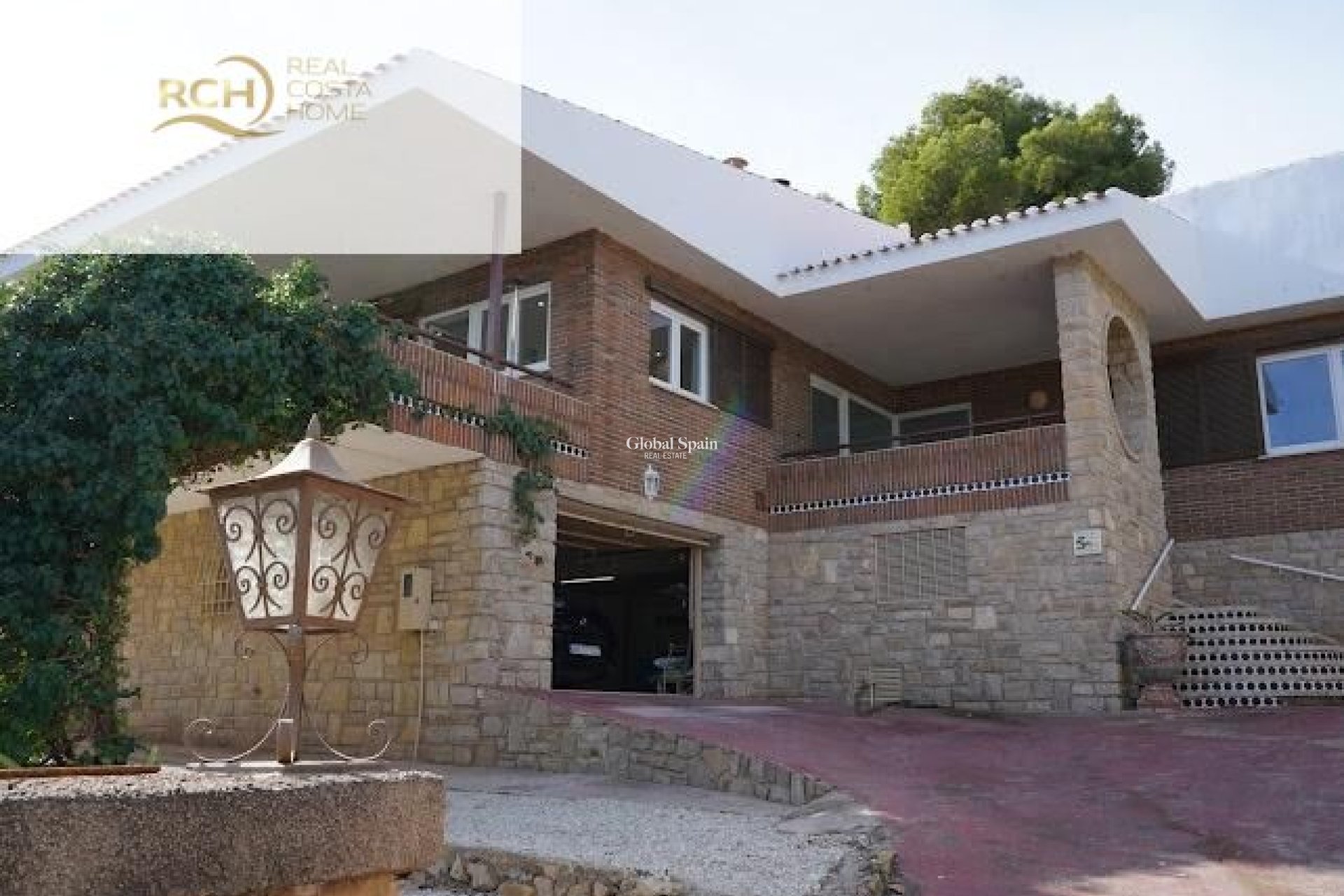 Wederverkoop - VILLA -
LA NUCÍA - Montebello - Nou Espai