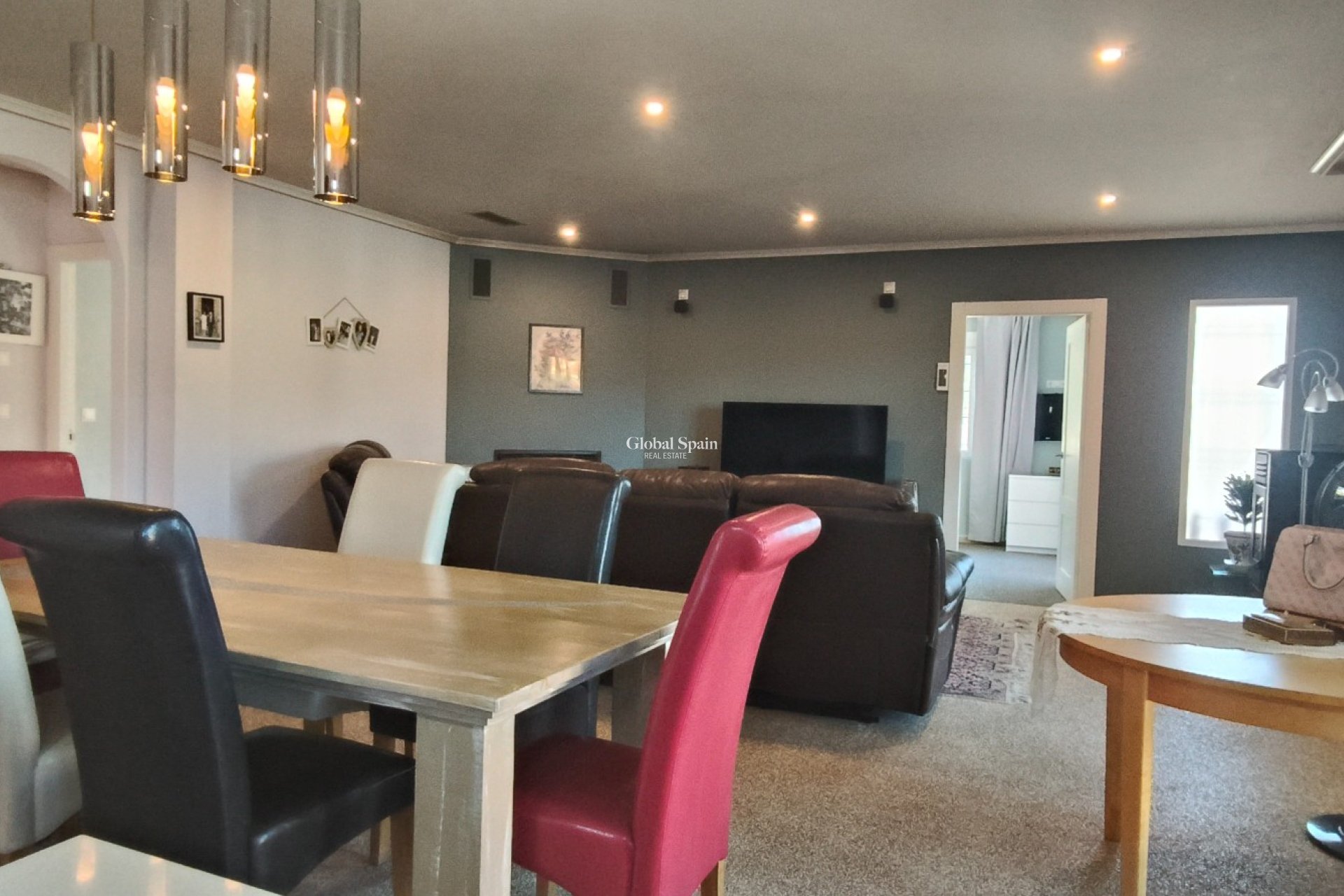 Wederverkoop - VILLA -
LA ROMANA - Inland
