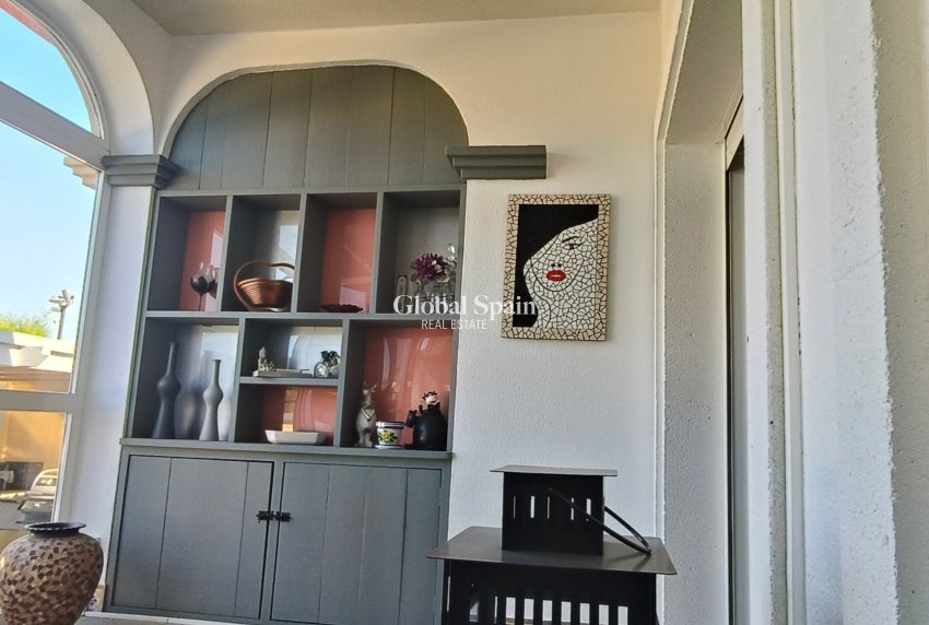 Wederverkoop - VILLA -
LA ROMANA - Inland
