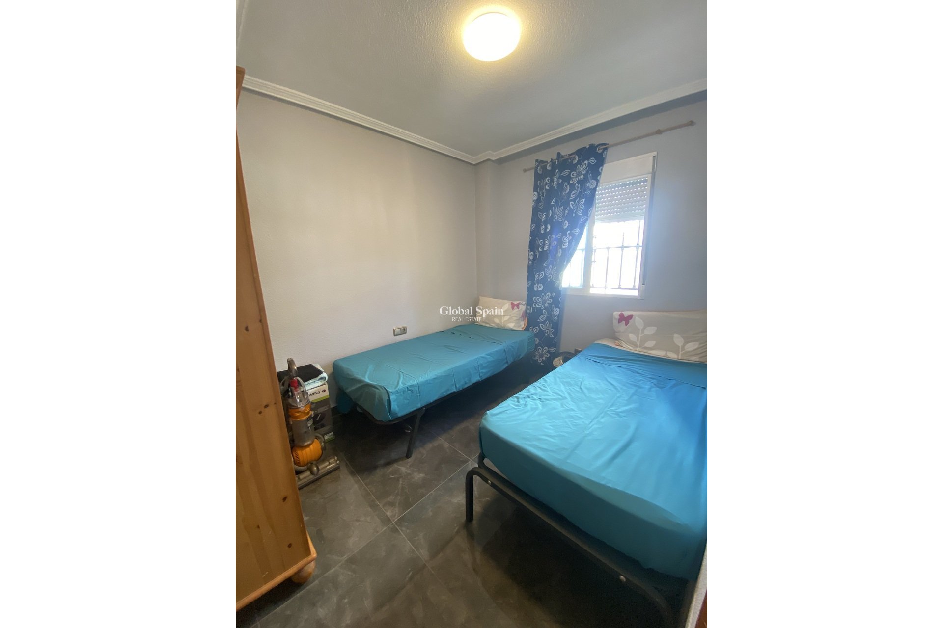 Wederverkoop - VILLA -
LA ZENIA - Costa Blanca