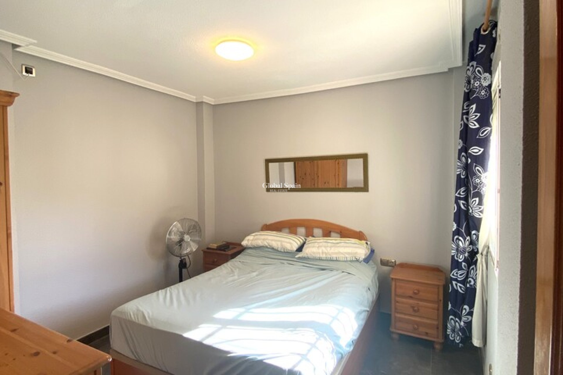 Wederverkoop - VILLA -
LA ZENIA - Costa Blanca