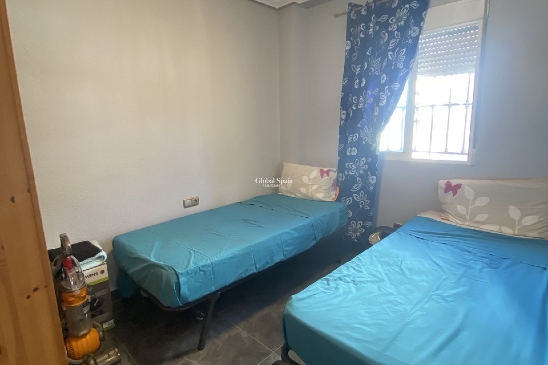 Wederverkoop - VILLA -
LA ZENIA - Costa Blanca