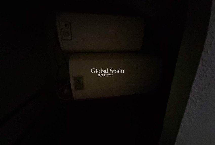 Wederverkoop - VILLA -
LA ZENIA - Costa Blanca