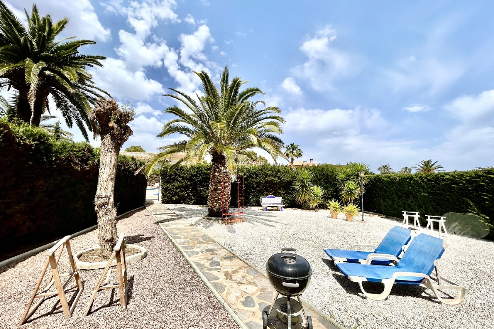 Wederverkoop - VILLA -
LA ZENIA - Costa Blanca