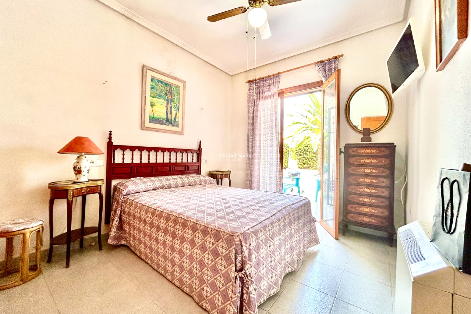 Wederverkoop - VILLA -
LA ZENIA - Costa Blanca