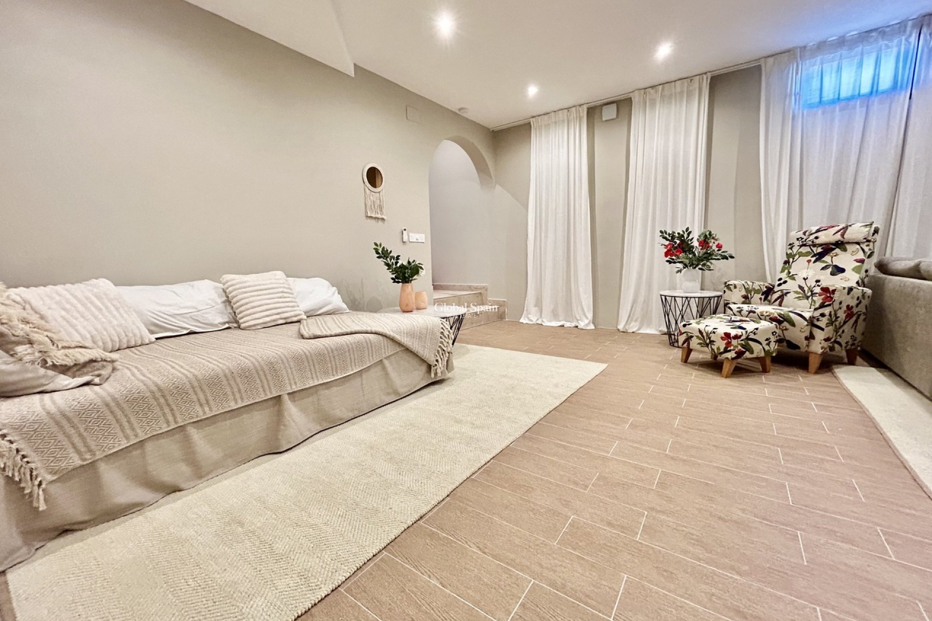 Wederverkoop - VILLA -
LA ZENIA - Costa Blanca