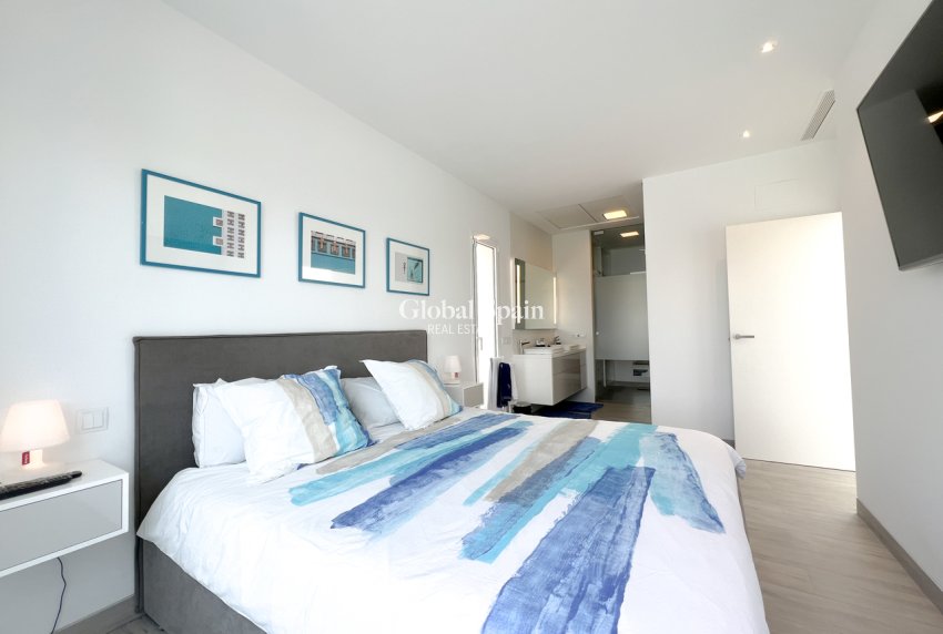 Wederverkoop - VILLA -
LAS COLINAS GOLF RESORT - Costa Blanca