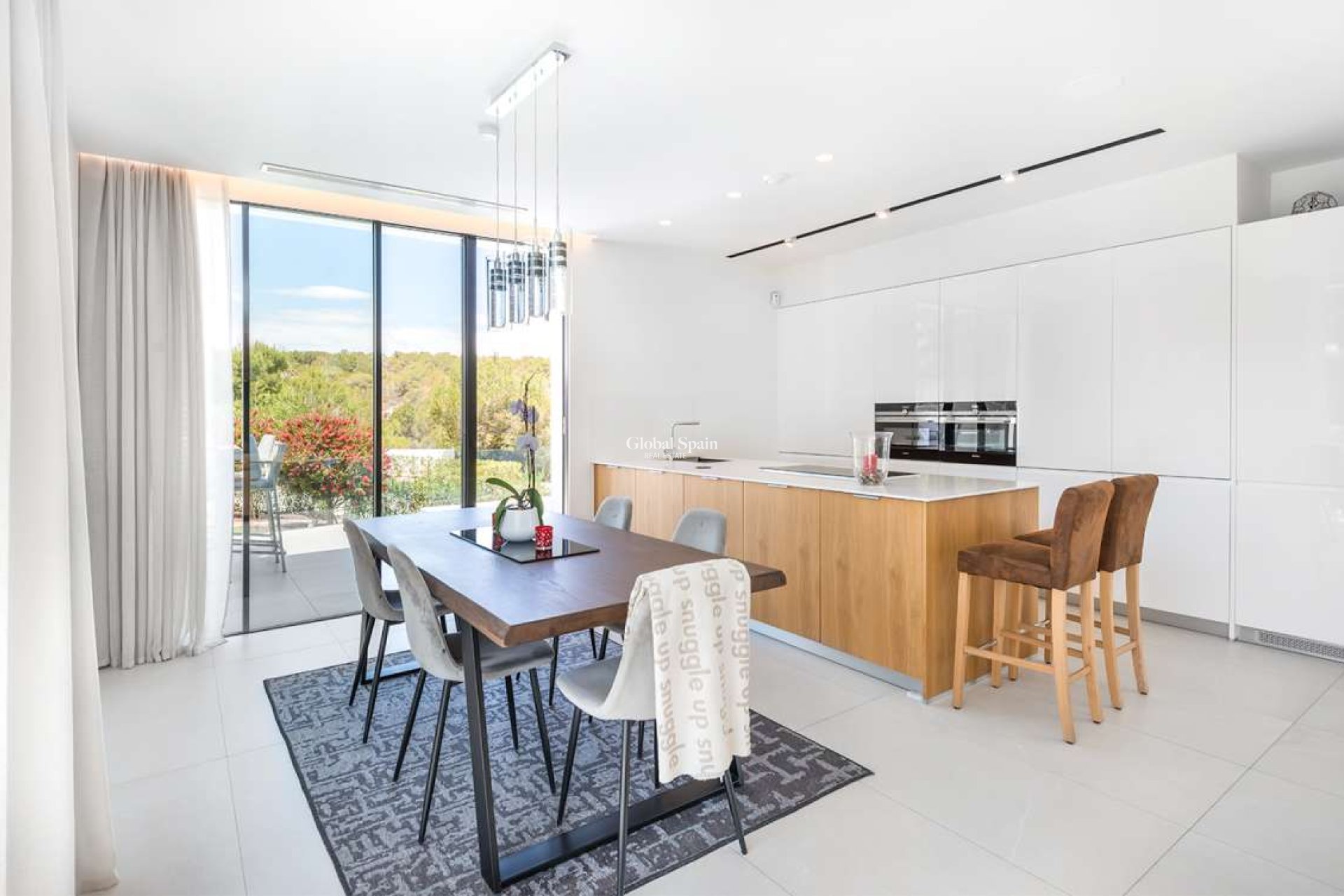 Wederverkoop - VILLA -
LAS COLINAS GOLF RESORT - Costa Blanca