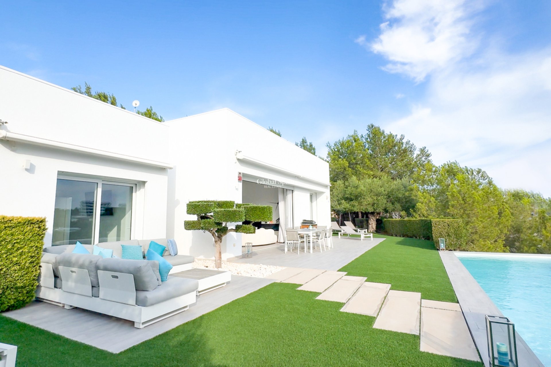 Wederverkoop - VILLA -
LAS COLINAS GOLF RESORT - Costa Blanca