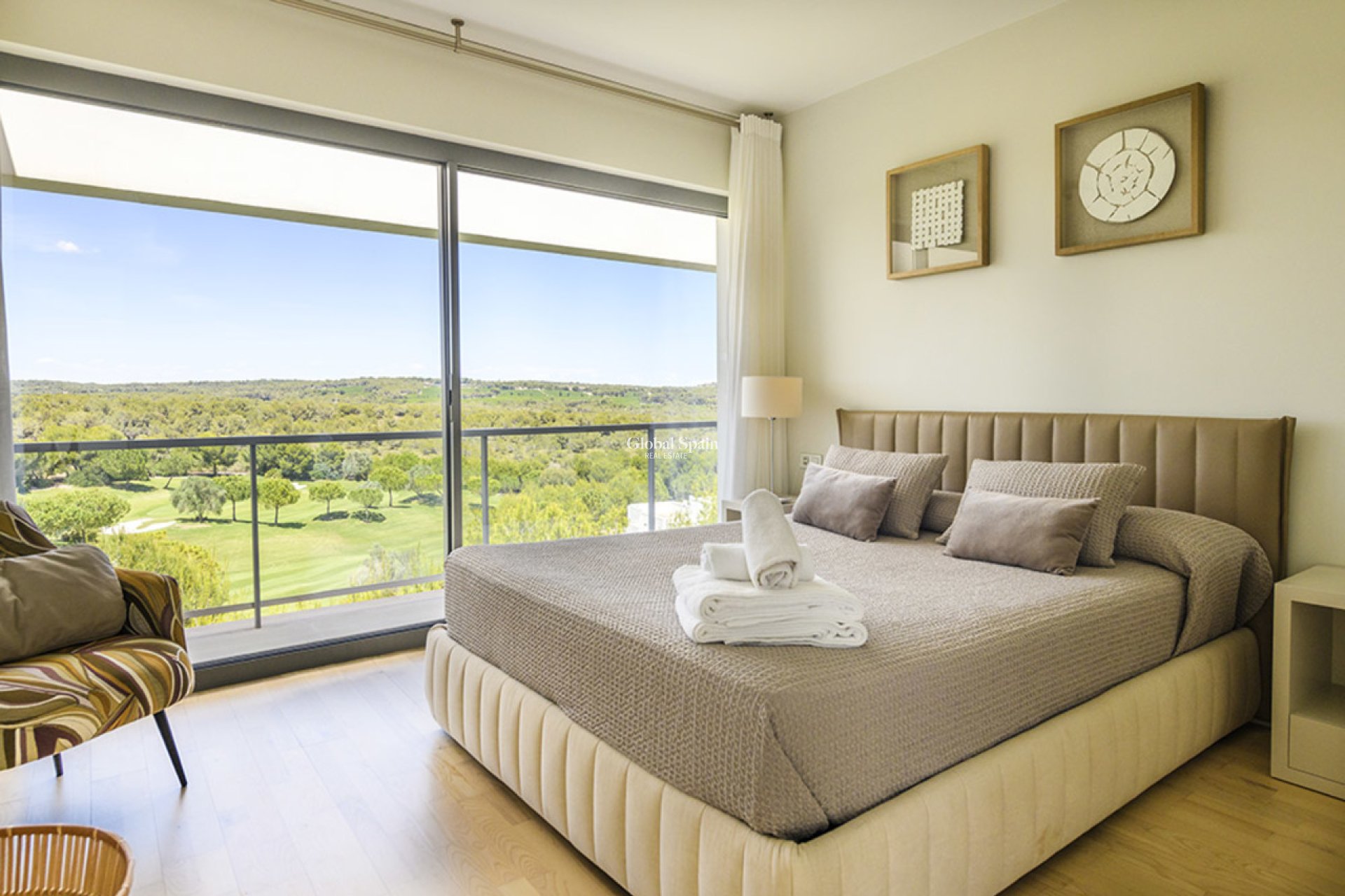Wederverkoop - VILLA -
LAS COLINAS GOLF RESORT - Costa Blanca