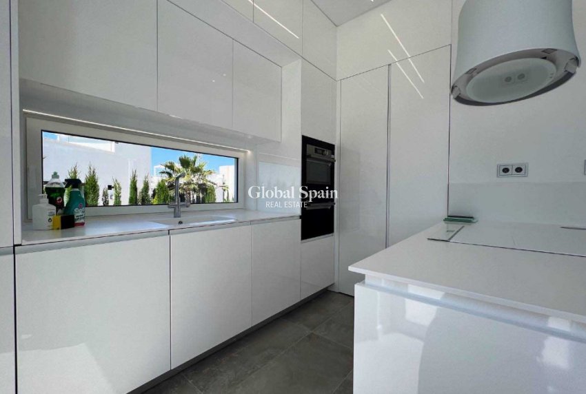 Wederverkoop - Villa -
LAS COLINAS GOLF RESORT - Las Colinas Golf